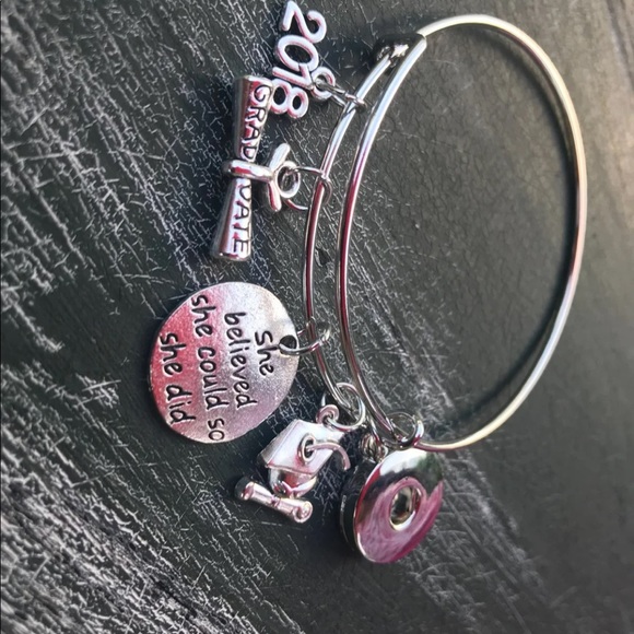 Graduation bracelet 2020 - Picture 3 of 7